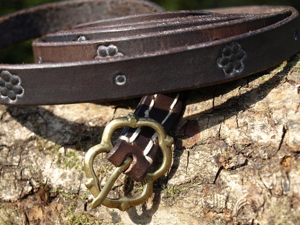 breiter Gürtel mit Punzierung - late medieval belt with hallmark, wide